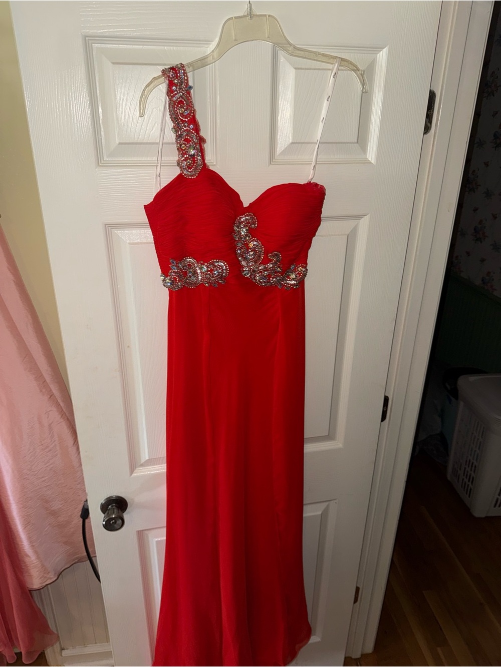 Embellished Red One-Shoulder Evening Dress
